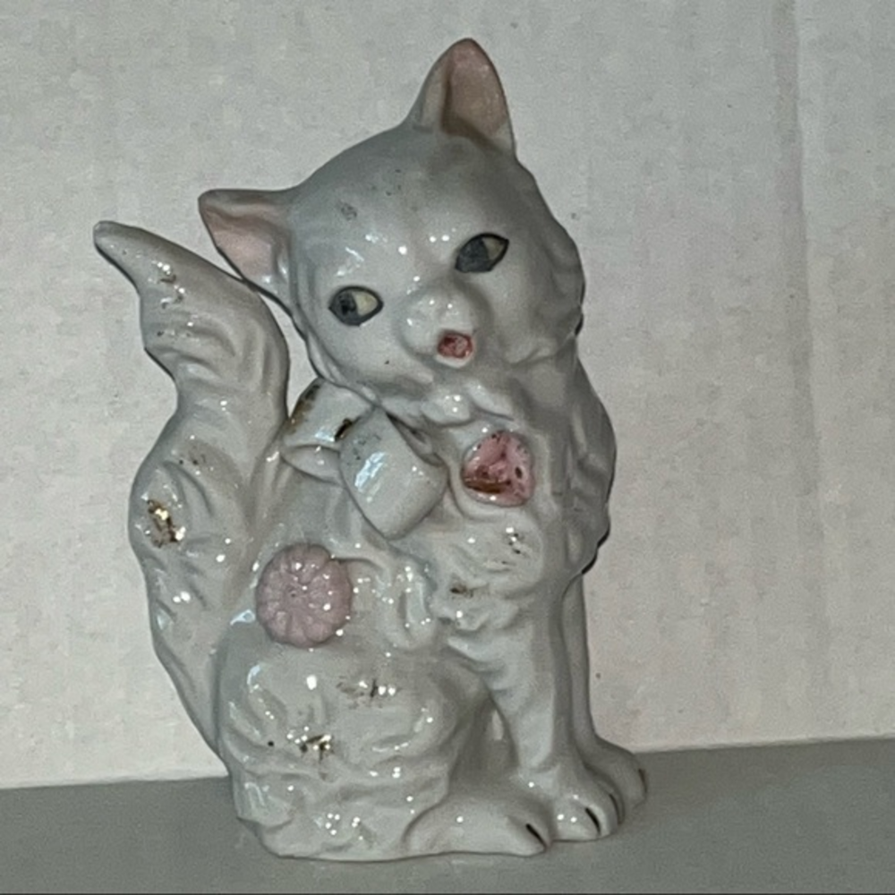 Vintage Porcelain Hand Painted‎ Cat Figurine